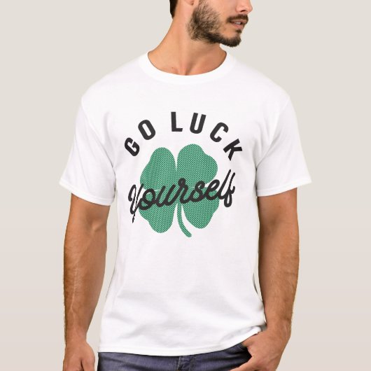 頑張れアイリッシュおもしろいSt patricks day Tシャツ (正面)