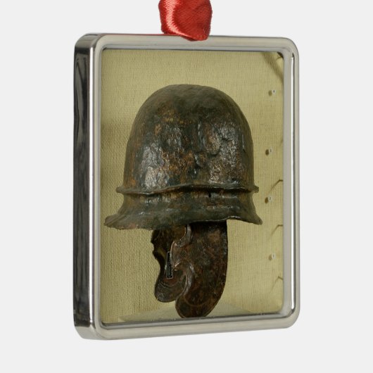 頬が付いているヘルメットは、Alesiaから、Tene IIIを守ります メタルオーナメント (右)