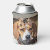 頭おもしろいに葉のどんぐりを持つビーグル 缶クーラー (缶裏面)