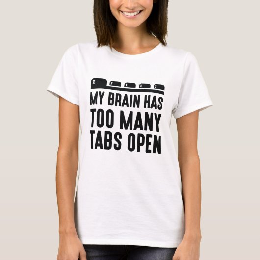 頭にタブが多すぎる Tシャツ (正面)