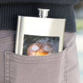 頭のない馬乗りのジャック・オ・ランタンが炎の頭を上げる フラスク (インサイチュ)