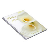 頭上のヒラユリがクローズアップ ノートブック (右側)