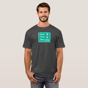 頭、ズボン、靴。 Tシャツ