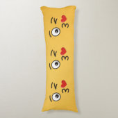 顔のスローキス ボディピロー (正面縦)