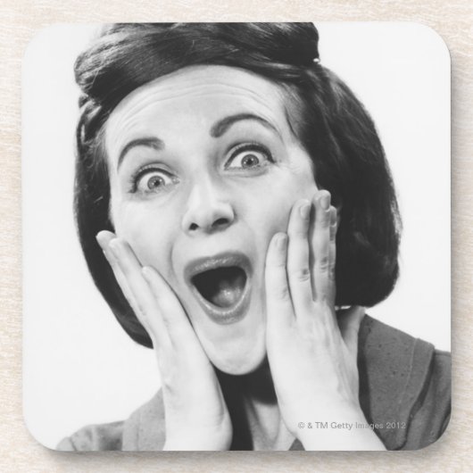 顔を作っている女性 コースター (正面)