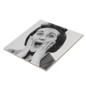 顔を作っている女性 タイル (側面)