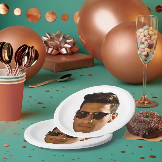 顔カスタム切り出しバチェロレッテ誕生日 ペーパープレート (複数)