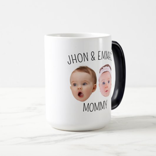 顔パーソナライズされた写真マグカップ、母の日の贈り物 モーフィングマグカップ (正面右)