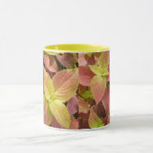 顕著なコリウスの葉 マグカップ (中央)