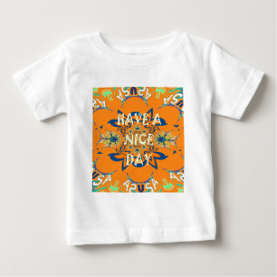 願鮮やかい:素敵なデイアートプリントデザインを持つ ベビーTシャツ