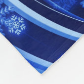 風がそよぐ青い雪片 フリースブランケット (角)