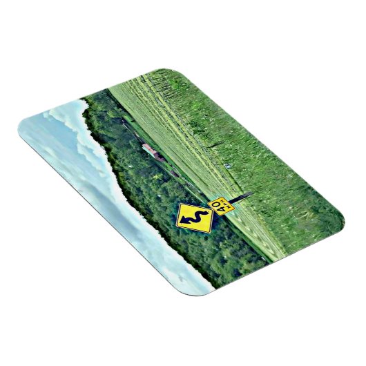 風が強い曲線の道路標識カントリー風景磁石 マグネット (右側)