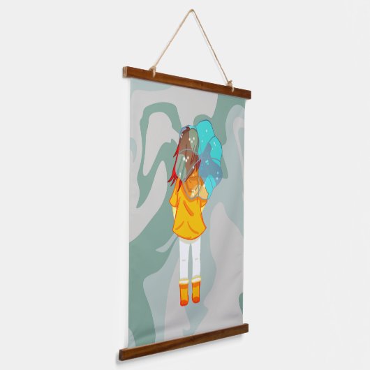 風に傘を持つ女の子スケッチグリーンスワール 吊り下げ型タペストリー (傾斜あり)