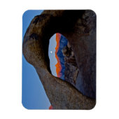 風光明媚なアラバマヒルズ マグネット (縦)