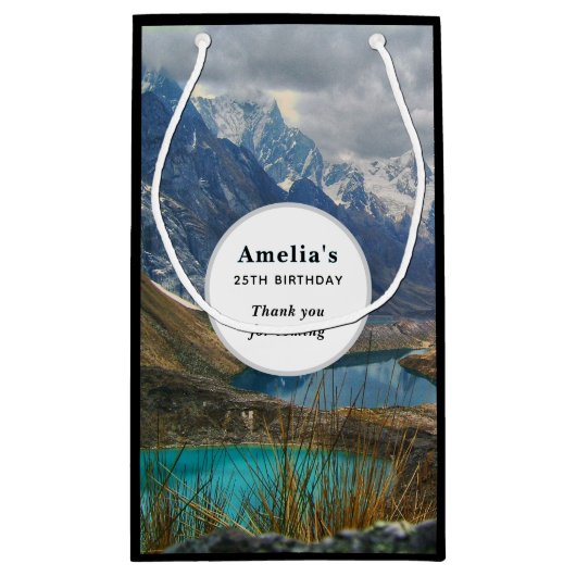 風光明媚なアルパインマウンテンズ写真誕生日ありがとう スモールペーパーバッグ (裏面)