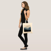 風光明媚なアルパイン山脈の自然写真 トートバッグ (正面(モデル))