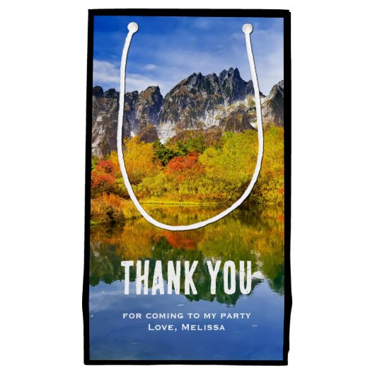 風光明媚なカントリー山と湖のパーティーありがとう スモールペーパーバッグ (正面)