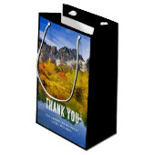 風光明媚なカントリー山と湖のパーティーありがとう スモールペーパーバッグ (裏面アングル)