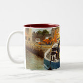 風光明媚なゴールウェイシティアイルランド魚釣りボートツートーンC ツートーンマグカップ (左)