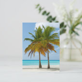 風光明媚なパームツリーオンザトロピカルビーチ ポストカード (スタンド正面)