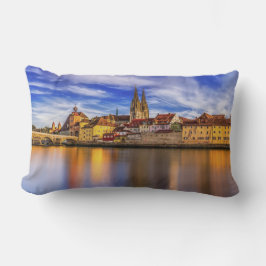 風光明媚なレージェンズバーグリバービュー ランバークッション