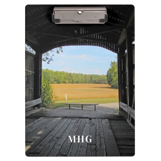 風光明媚な屋根付きブリッジのクリップボード クリップボード (正面)