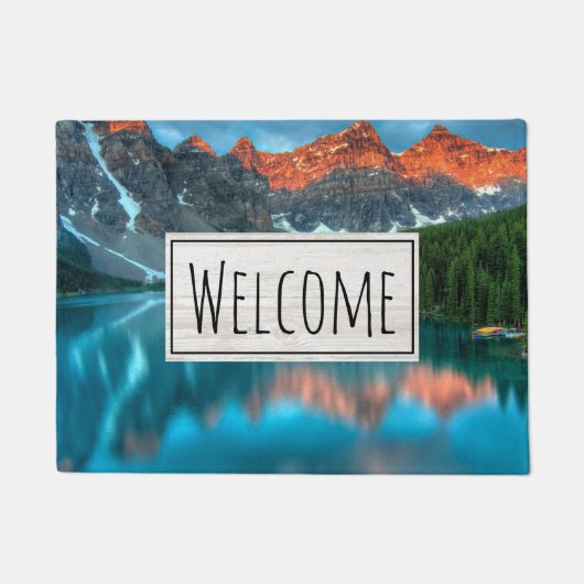 風光明媚な山と湖の風景の写真へようこそ ドアマット (正面)