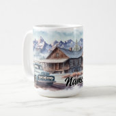 風光明媚な山のヴィンテージキャビンと古いトラック コーヒーマグカップ (正面左)