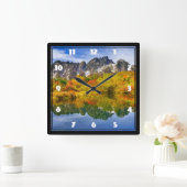 風光明媚な景観の森と山 スクエア壁時計 (ホーム)