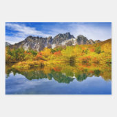 風光明媚な景観の森と山 ラッピングペーパーシート (正面2)