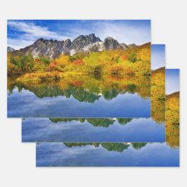 風光明媚な景観の森と山 ラッピングペーパーシート