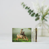 風光明媚な牧草地で農家と牛の放牧 名刺 (スタンド正面)