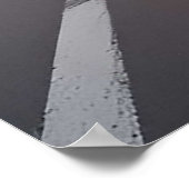 風光明媚な道路を乗り越えるオートバイ ポスター (角)