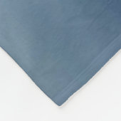 風光明媚な風景の中でパロミノの馬を持つイエス フリースブランケット (角)