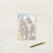 風光明媚な風景の中でパロミノの馬を持つイエス ポストイット (デスク上)