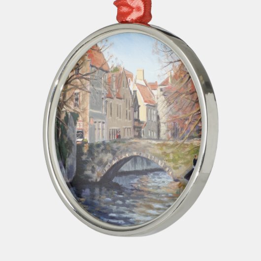 風光明媚な魅力的ブルージュの運河に古い橋 メタルオーナメント (左)