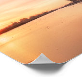 風凍ってい車と葦で川の上の日の出 ポスター (角)