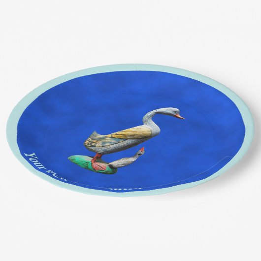 風化した木のアヒル ペーパープレート (アングル)