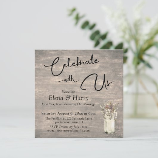風化した板に私たち祝とワイルドフラワー 招待状 (スタンド正面)