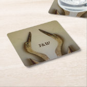 風化した2つのヘロン海岸とイニシャル スクエアペーパーコースター (アングル)