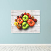 風化カラフルストライプの表のトマト キャンバスプリント (インサイチュ (ウッドフロア))