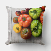 風化カラフルストライプの表のトマト クッション (正面)