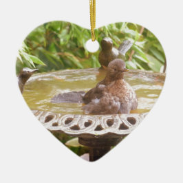 風呂に入っている鳥 セラミックオーナメント