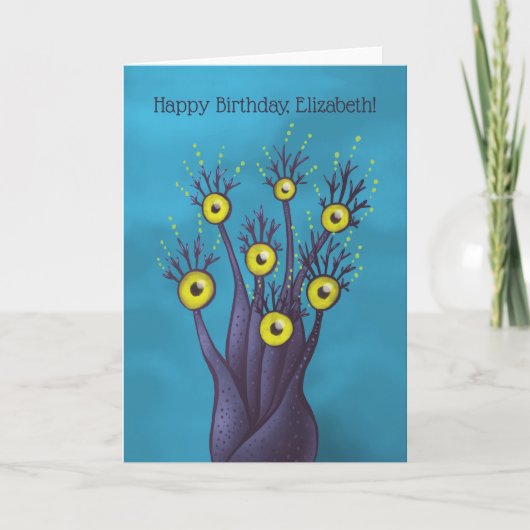 風変わりでクールな木モンスターの名前の誕生日 カード (正面)