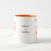 [風変わりなギャグで加工されたヴィンテージの女の子]ポップアート ツートーンマグカップ (中央)