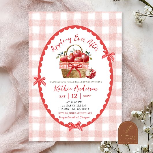 風変わりな手描きイラストのリンゴ ブライダルシャワー 招待状