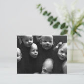 風変わりベビー ポストカード (スタンド正面)