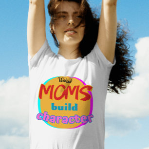 風変わりMomsビルドキャラクター – 新おもしろい母Da Tシャツ