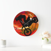 風洞のモトクロスの軽い縞 ラージ壁時計 (ホーム)