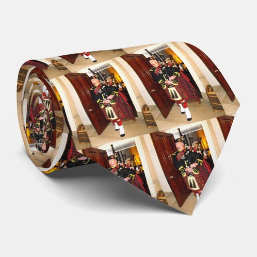 風笛吹奏者 ネクタイ (ロール)